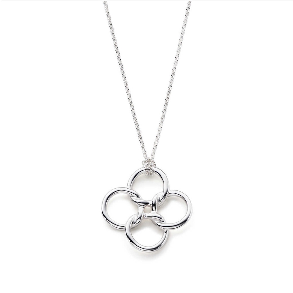 🍀 Tiffany & Co. Elsa Peretti Quadrifoglio Pendant